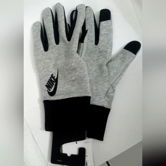 Nike Other - Nike Gray and Black Club Fleece Touch -Screen Compatible- Size: L